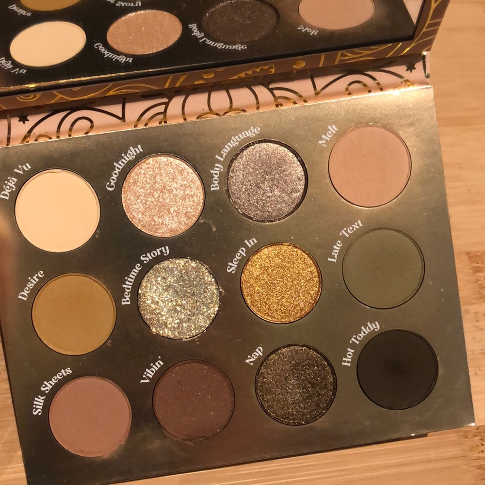 Colourpop L/E Boudoir Noir Eyeshadow Palette
